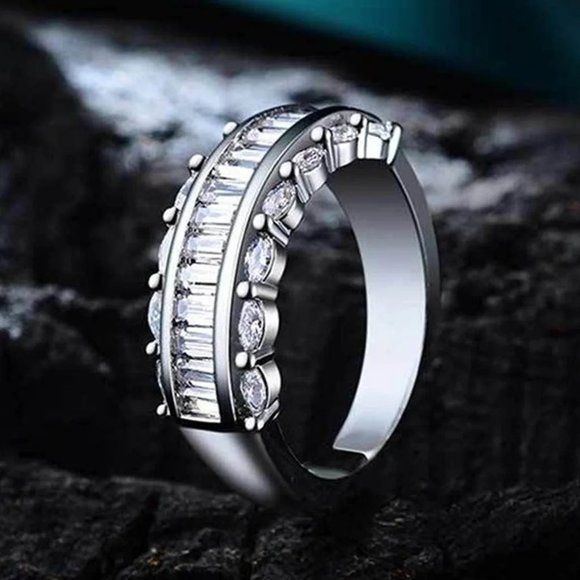 Ring - Picture 1 of 1